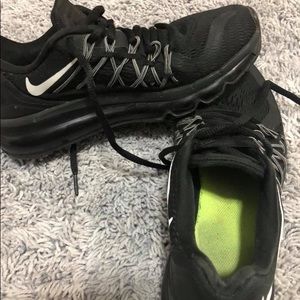 Size 4.5y Nike air maxes